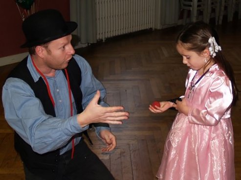 Magicien pour enfant anniversaire